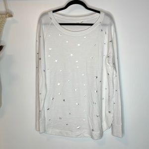 GAP Lightweight knit sweater long sleeve metallic star silver white tunic scoop